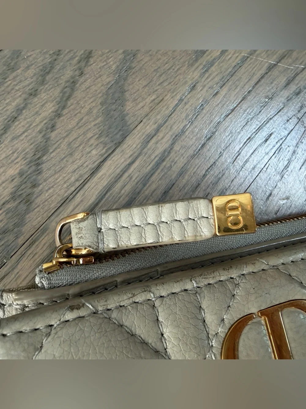 Dior 2023 Caro Dahlia Leather Wallet - Taupe